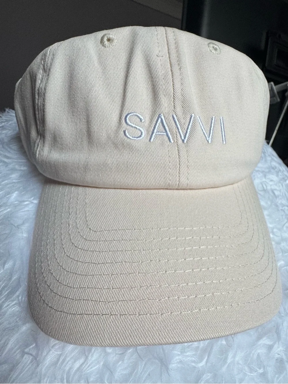 Savvi Embroidered Baseball Hat - Light Cream